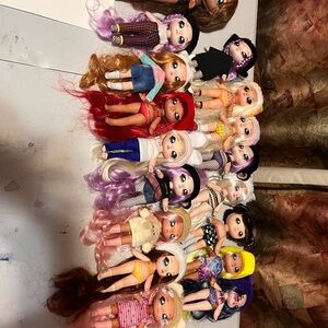 NA NA NA SURPRISE doll lot